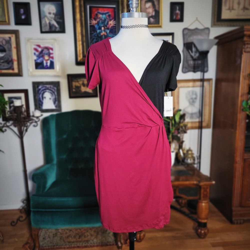 Ultra Flirt Wrap Dress Large Burgundy Black Colorblock Miniโ Short Sleeve V-Neck